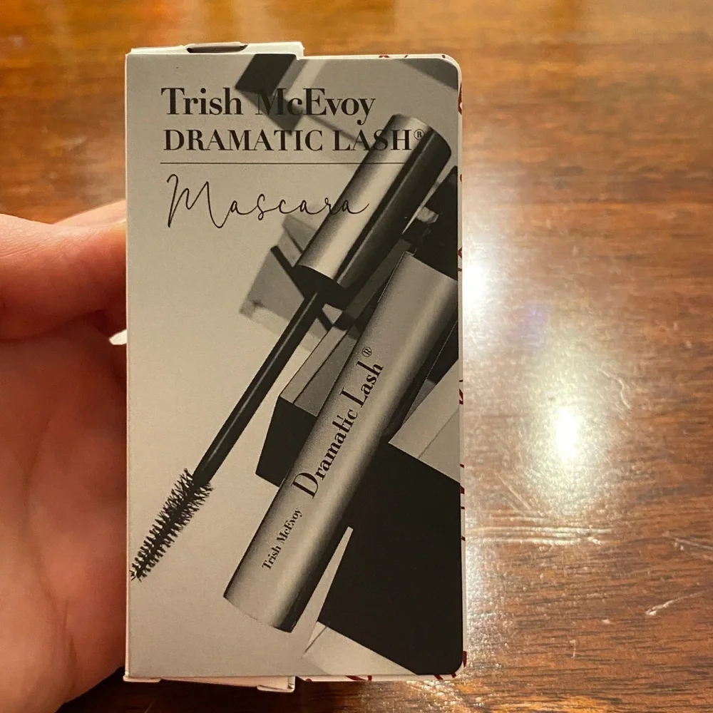 Trish McEvoy Mascara Dramatic Lash Jet Black Gold
